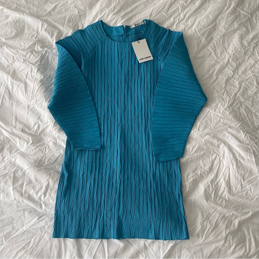 Oval Square Teal Long Sleeve Dress